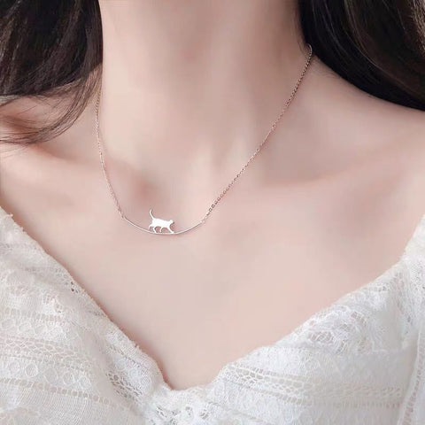 Fashion Jewelry Cute Climbing Cat Pendant Necklace Niche - Fashionner