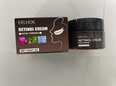 Produit star rajeunissant la peau - Crème au rétinol. Un traitement complet pour le visage et le cou. Excellent effet anti-rides et raffermissant. Active l'éclat de jeunesse de la peau.
