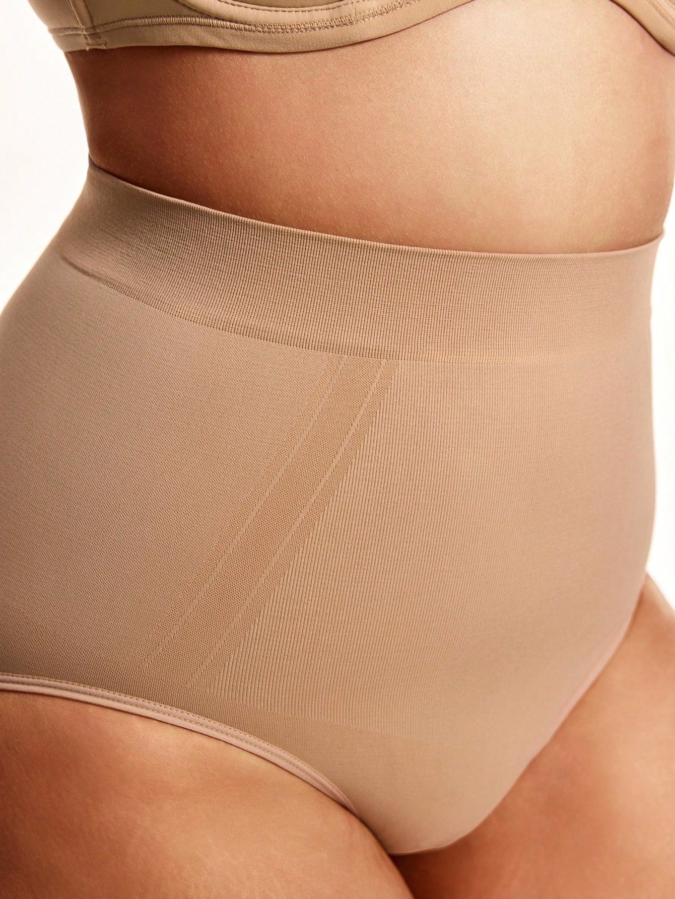Buy High-waisted Shapewear Shorts For Women Tummy Control Butt Lifter Thigh Slimmer Seamless Body Shaper online at Fashionner.