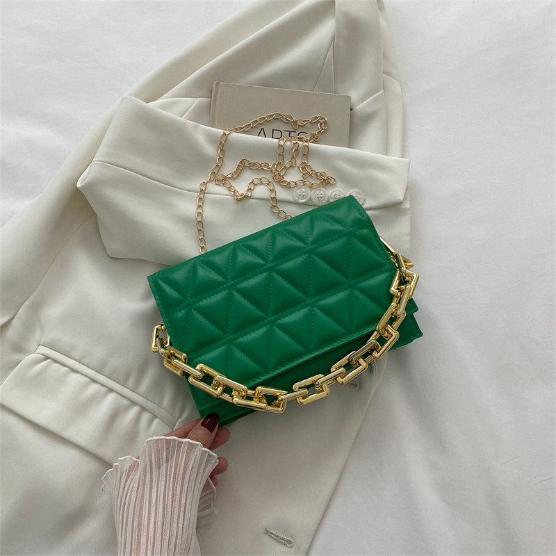 Solid Color Simple Chain Shoulder Bag - Fashionner