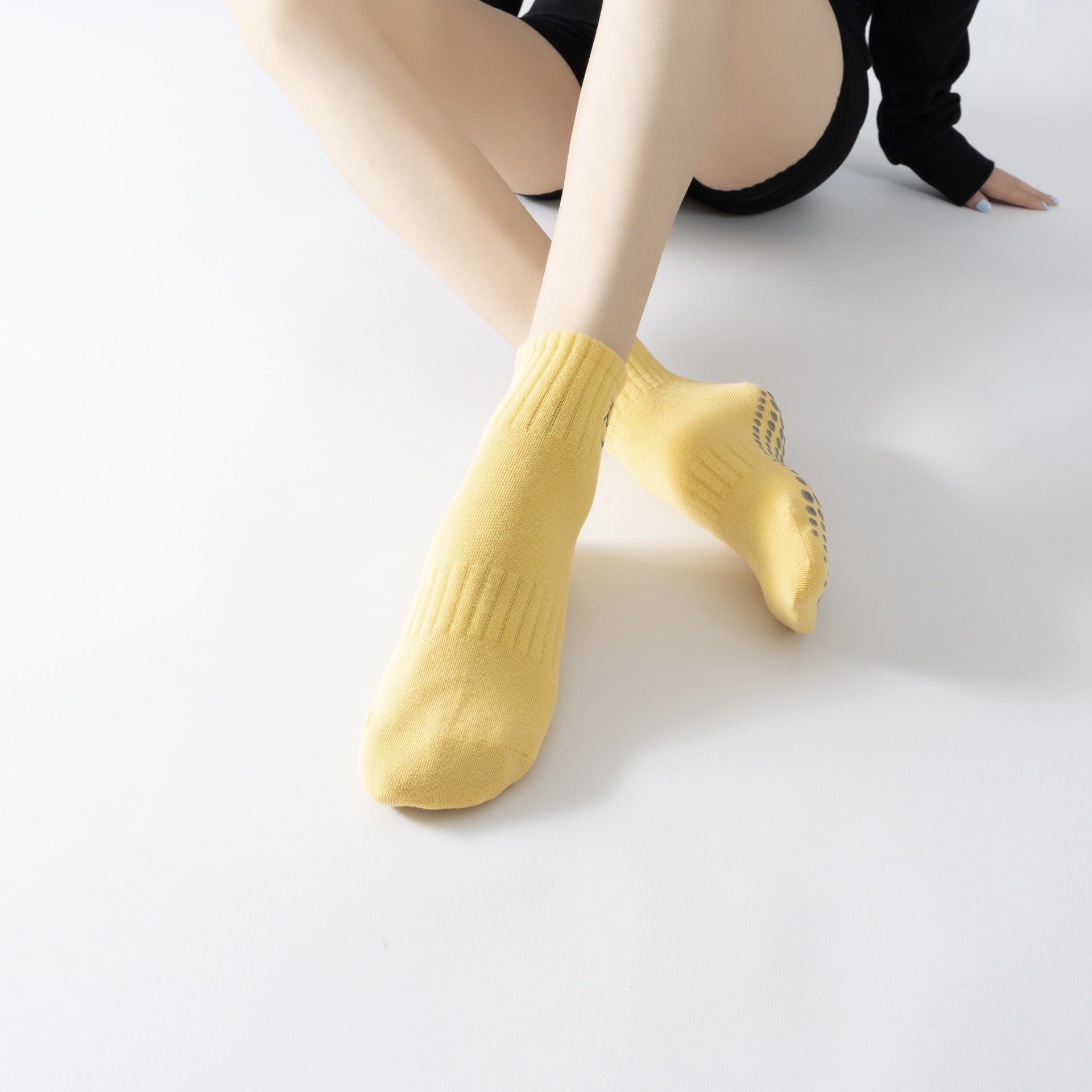 Embroidered Yoga Socks Women's Breathable Non-slip New Proud Drops - Fashionner