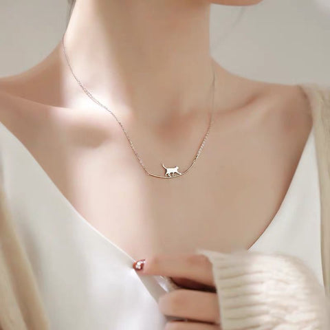 Fashion Jewelry Cute Climbing Cat Pendant Necklace Niche - Fashionner