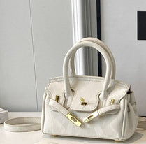Retro Fashion Portable Large Capacity Bag Women - Fashionner