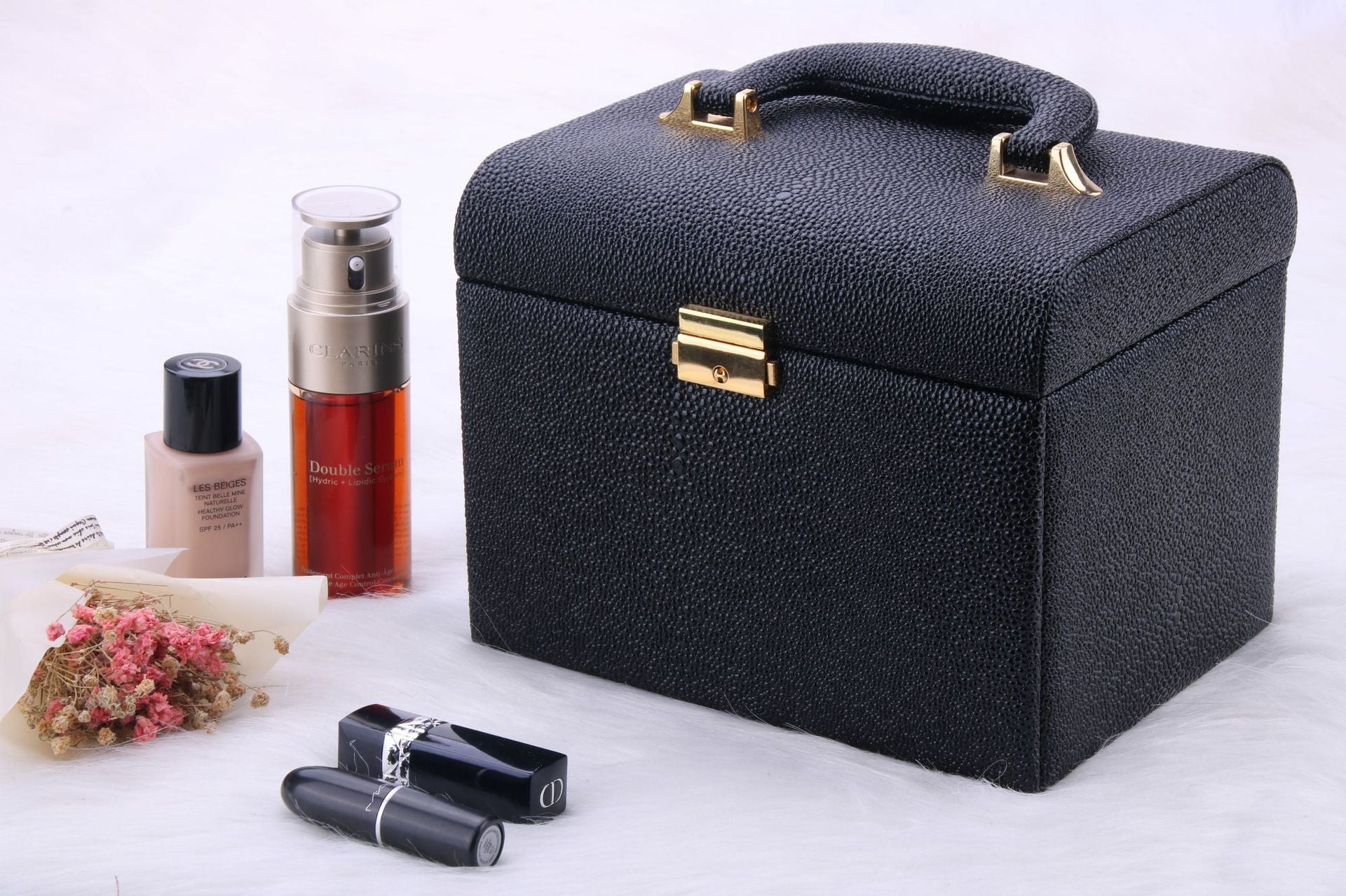 Waterproof Portable Cosmetics Storage Box - Fashionner