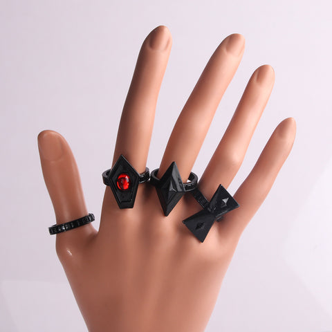 Buy Walnut Exquisite Black Ring Set online at Fashionner.