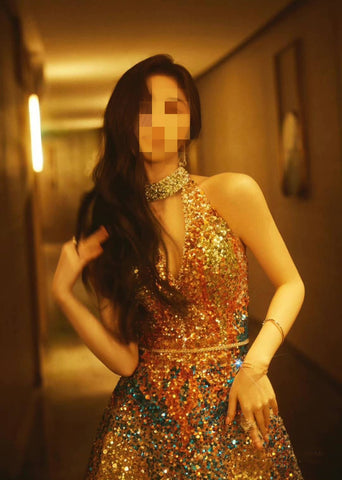 Robe de soirée élégante de hôtesse de banquet avec paillettes