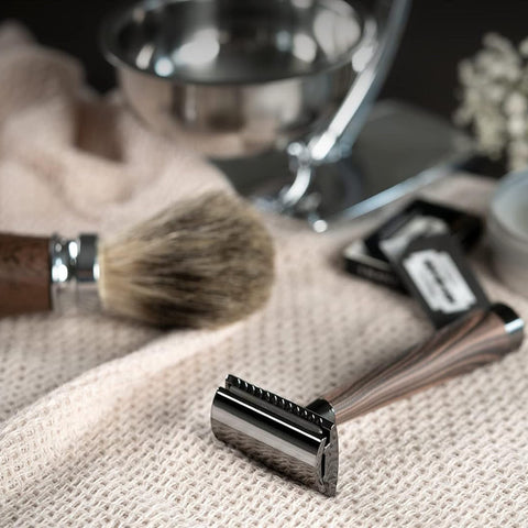 Rasoir pour homme manche en bois brossé