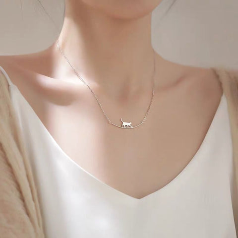 Fashion Jewelry Cute Climbing Cat Pendant Necklace Niche - Fashionner