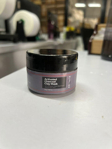 Masque visage à l'argile Rose, Curcuma, Charbon actif, Thé vert Matcha 50 g chacun Lot de 4