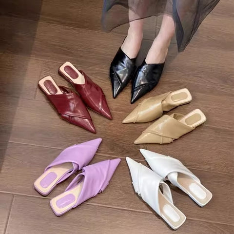 Cross pointed flat bottomed slippers with a toe wrap, half flat heel, soft soled women's sandals for external wear