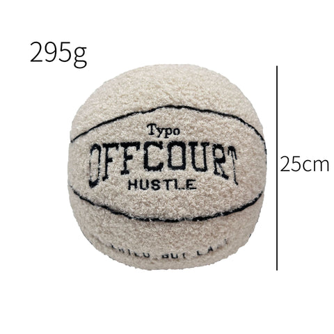 Poupée en peluche en forme de ballon de basket