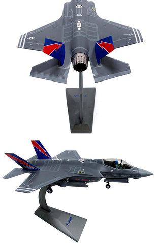 1: Modèle de chasseur 72F35A