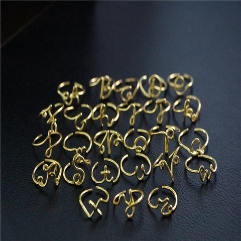 Bagues unisexe couleur or argent A-Z 26 lettres initiales pour femmes hommes Bagues de doigt créatives géométriques en alliage Bijoux en gros