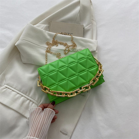 Solid Color Simple Chain Shoulder Bag - Fashionner