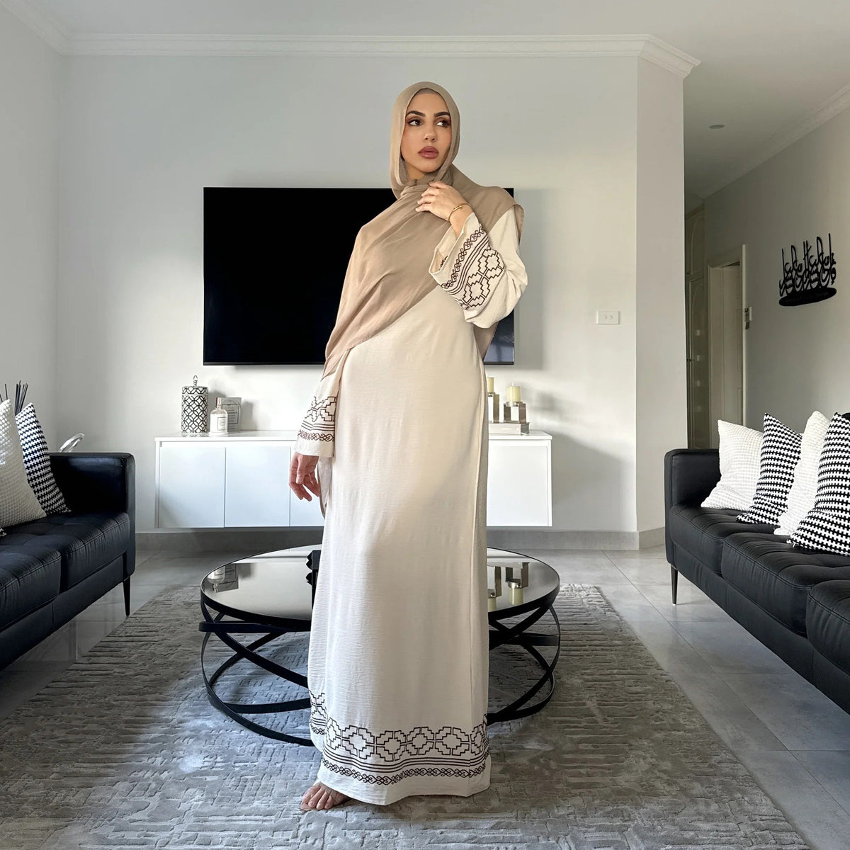 Women's Embroidery Fashion Personality Muslim Dress