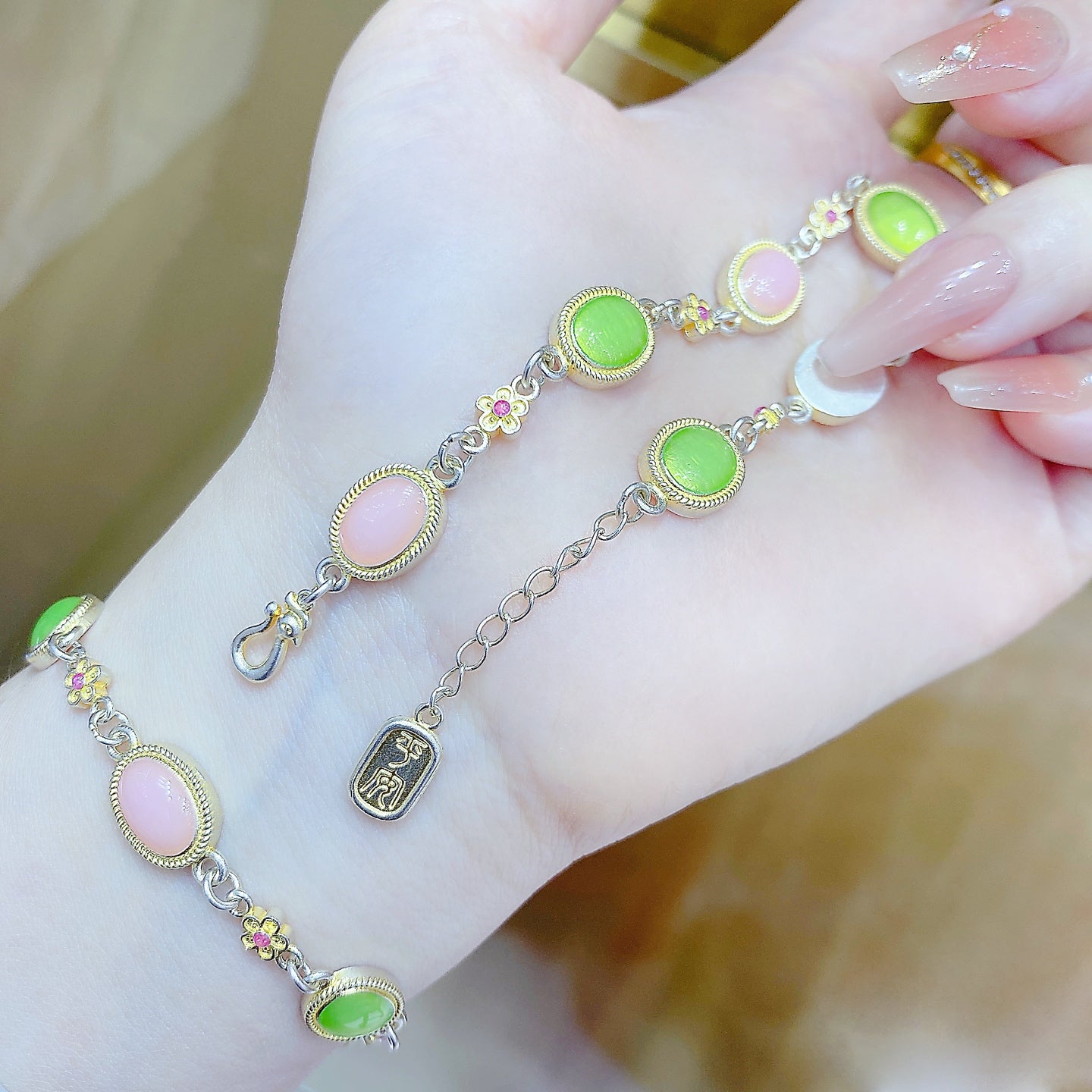 Buy 1Pcs 999.9 Sterling Silver Gold-Plated Enamel Stone Bracelet, Luxury Retro Style, Ideal For Birthdays & Holiday Gifts online at Fashionner.