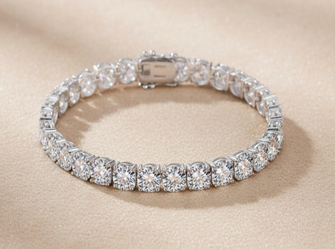 Buy New Tennis Bracelet With Moissanite Fully Set online at Fashionner.