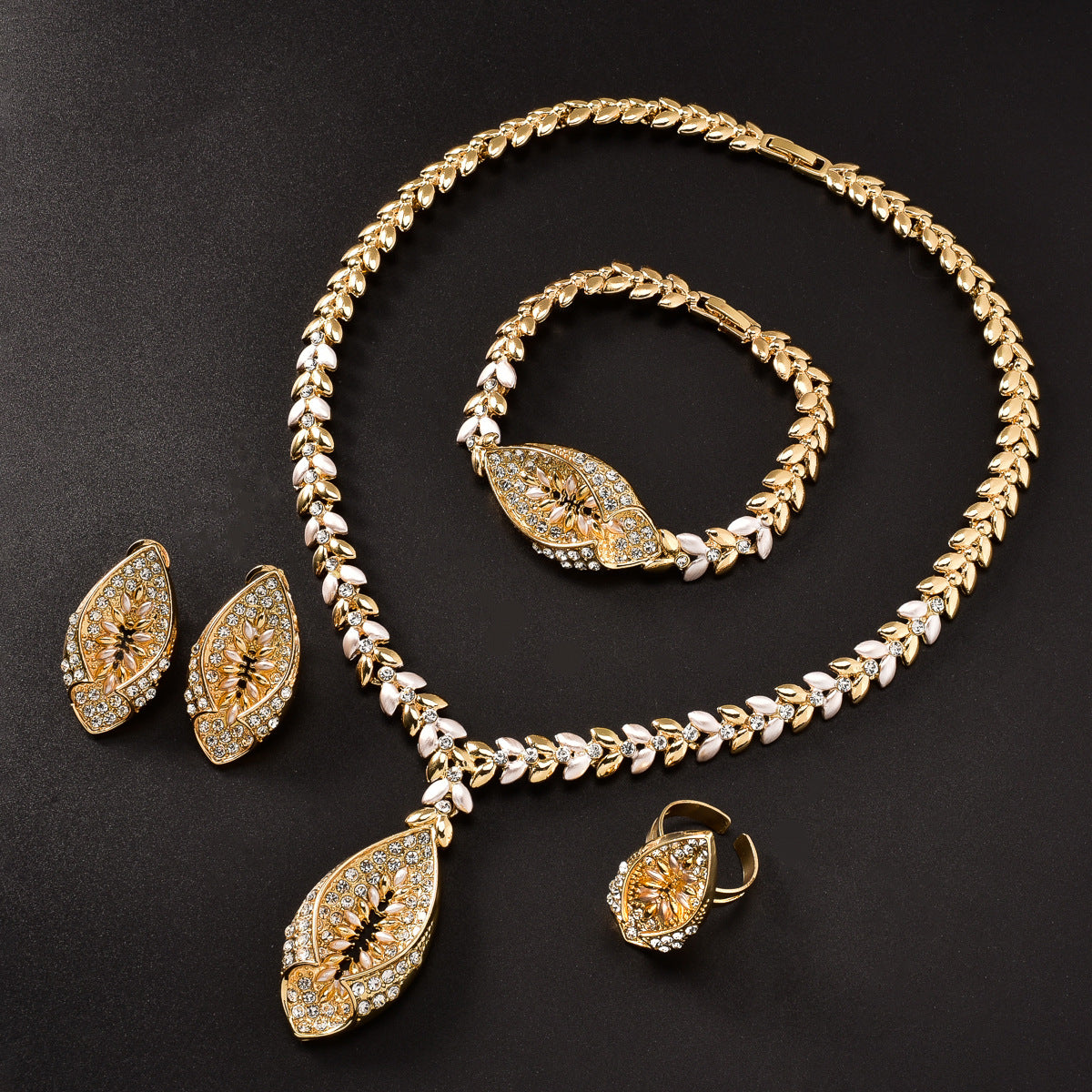 Buy Middle Eastern-Style Bridal Jewelry Set online at Fashionner.