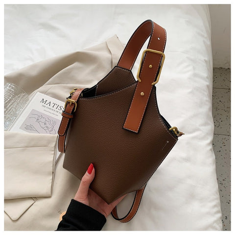 Sac pour femmes rétro, mode décontractée, sac à bandoulière rouge, sac seau portatif pour femmes.