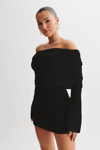 Robe courte à manches longues et épaules dénudées avec découpes pour femmes