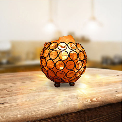 Lampe de sel en fer forgé avec boule de cristal