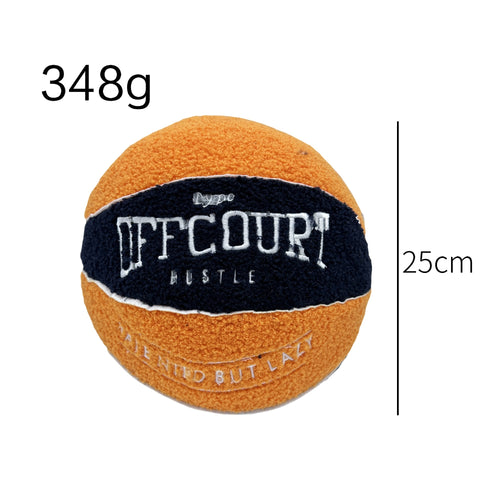 Poupée en peluche en forme de ballon de basket
