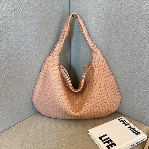 Sac tissé haut de gamme français pour femme, sac polyvalent à bandoulière ou à l'épaule, sac de transport transfrontalier texturé de niche, portable pour les trajets quotidiens