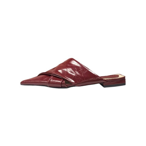 Cross pointed flat bottomed slippers with a toe wrap, half flat heel, soft soled women's sandals for external wear