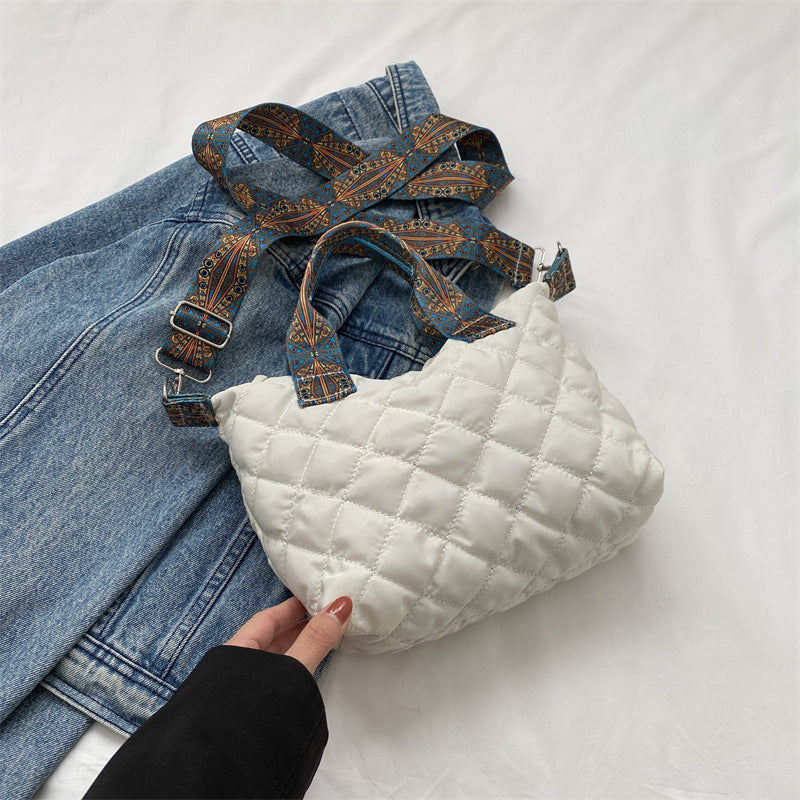 Buy Casual Handbag Simple Shoulder Bag Stylish Crossbody Bag Quilted Korean Style Tote Bag online at Fashionner