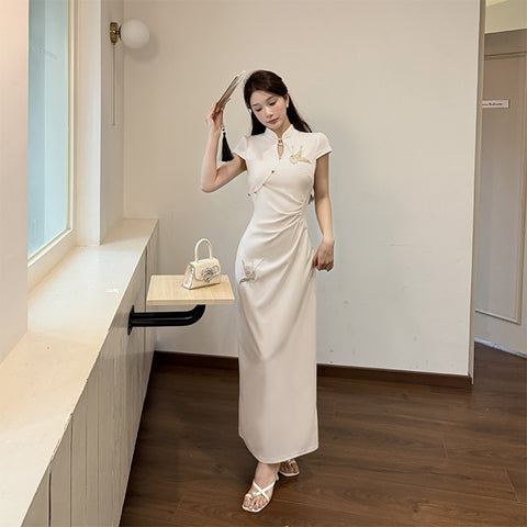 Robe cheongsam papillon slim fit pour femmes avec taille cintrée