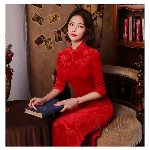 Traditional Red 3/4 Sleeve Long Cheongsam Velvet Slim Mother Dress Elegant Traditional Evening Dresses Qipao - Fashionner