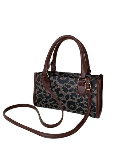 Buy Autumn And Winter Retro Bag New Fashionable Cross-Body Bag Fashion Personality Design Portable Tote Women'S Bag online at Fashionner.