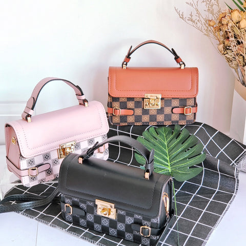 Comfortable Retro Small Square Pattern Ethnic Crossbody Bag - Fashionner