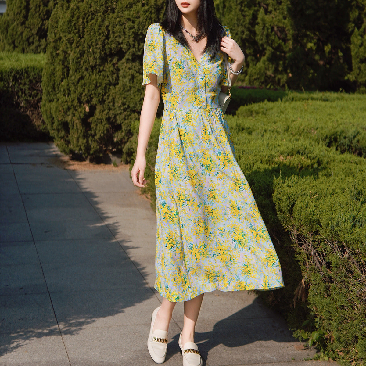 Spring And Summer New Lotus Leaf Sleeve V-neck Long Dress French Waist Floral Skirt - Fashionner