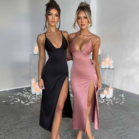Women's Graceful And Fashionable Pleated V-neck Sling Dress - Fashionner