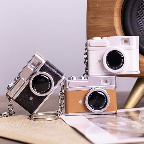 Porte-clés lumineux LED d'appareil photo miniature en trois dimensions