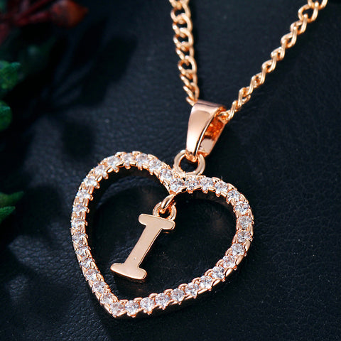 Collier avec pendentif cœur zircon 26 lettres en acier inoxydable doré, bijou cadeau d'anniversaire pour femme