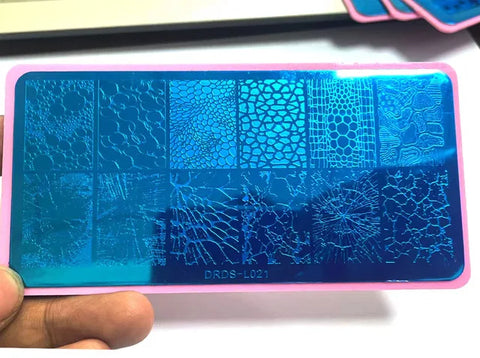 44111888580765