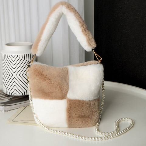 Checkerboard Plush Bucket Bag With Pearl Chain Design Winter Fashion Luxury Handbags For Women Personalized Shopping Shoulder Bags - Fashionner
