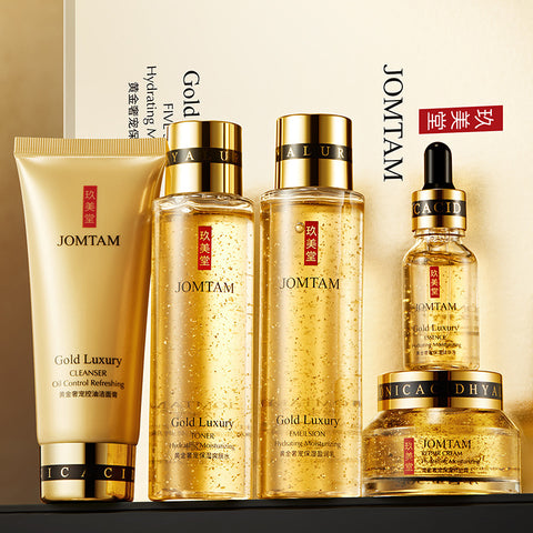 Moisturizing And Refreshing Skin Care Set - Fashionner