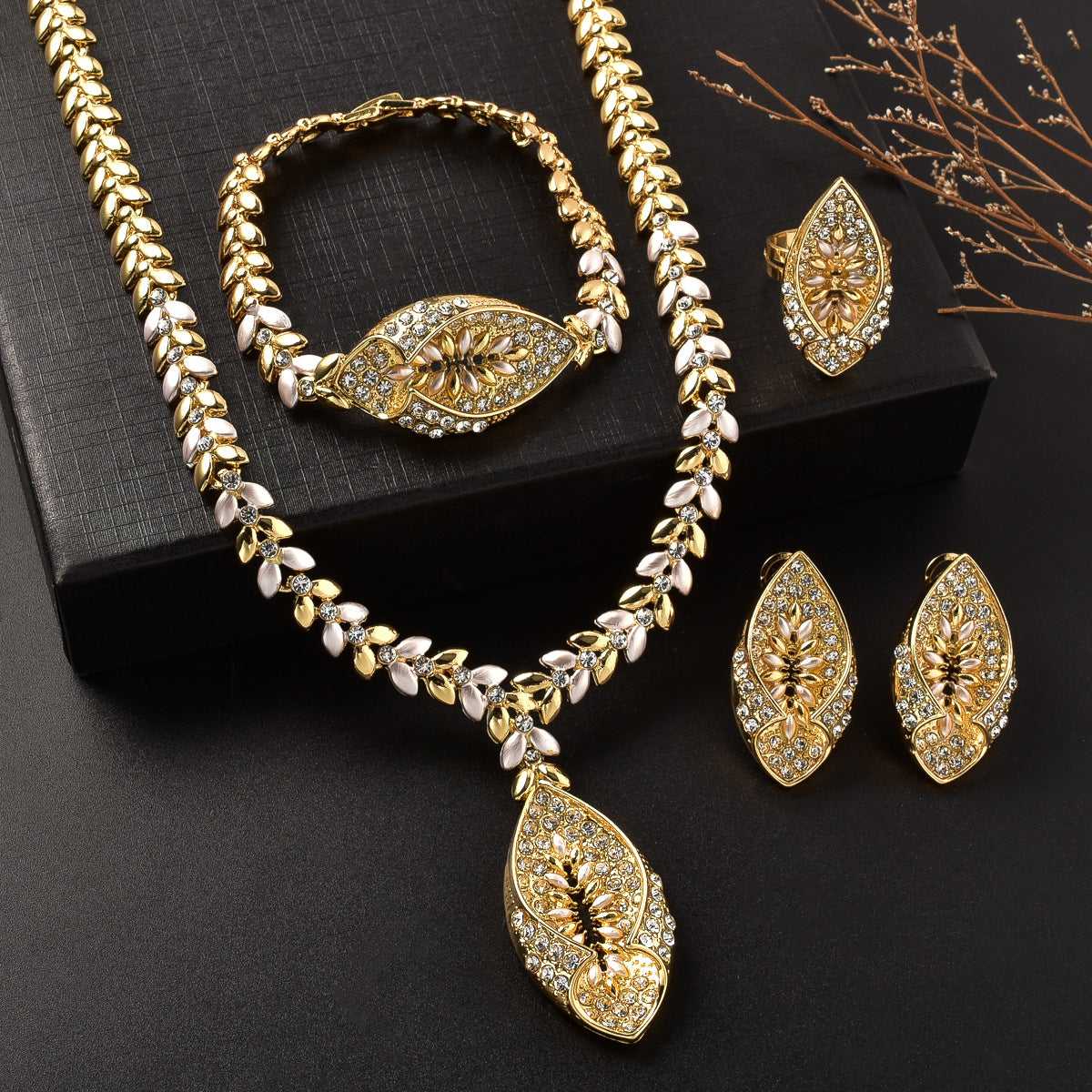 Buy Middle Eastern-Style Bridal Jewelry Set online at Fashionner.