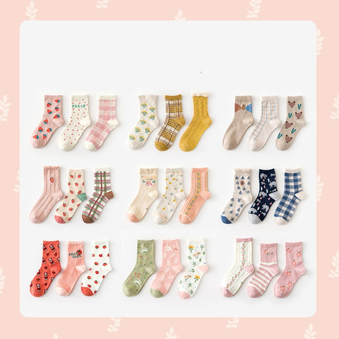 Minimalist Printed Cute Women's Mid Length Socks - Fashionner