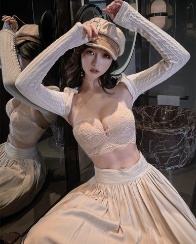 Buy Strapless Bra Underwire Invisible Underwear online at Fashionner.