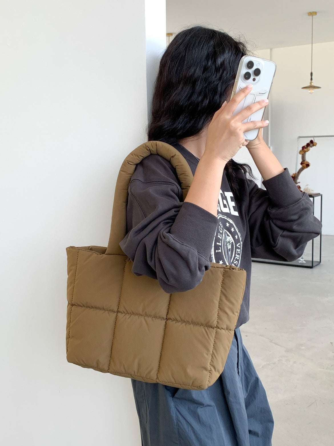 Large Capacity Plaid One-shoulder Portable Commuter Hand-carrying Bag - Fashionner