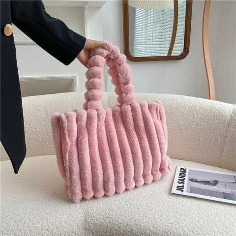 New Fashion One Shoulder Underarm Large Capacity Portable Plush Bag Women - Fashionner