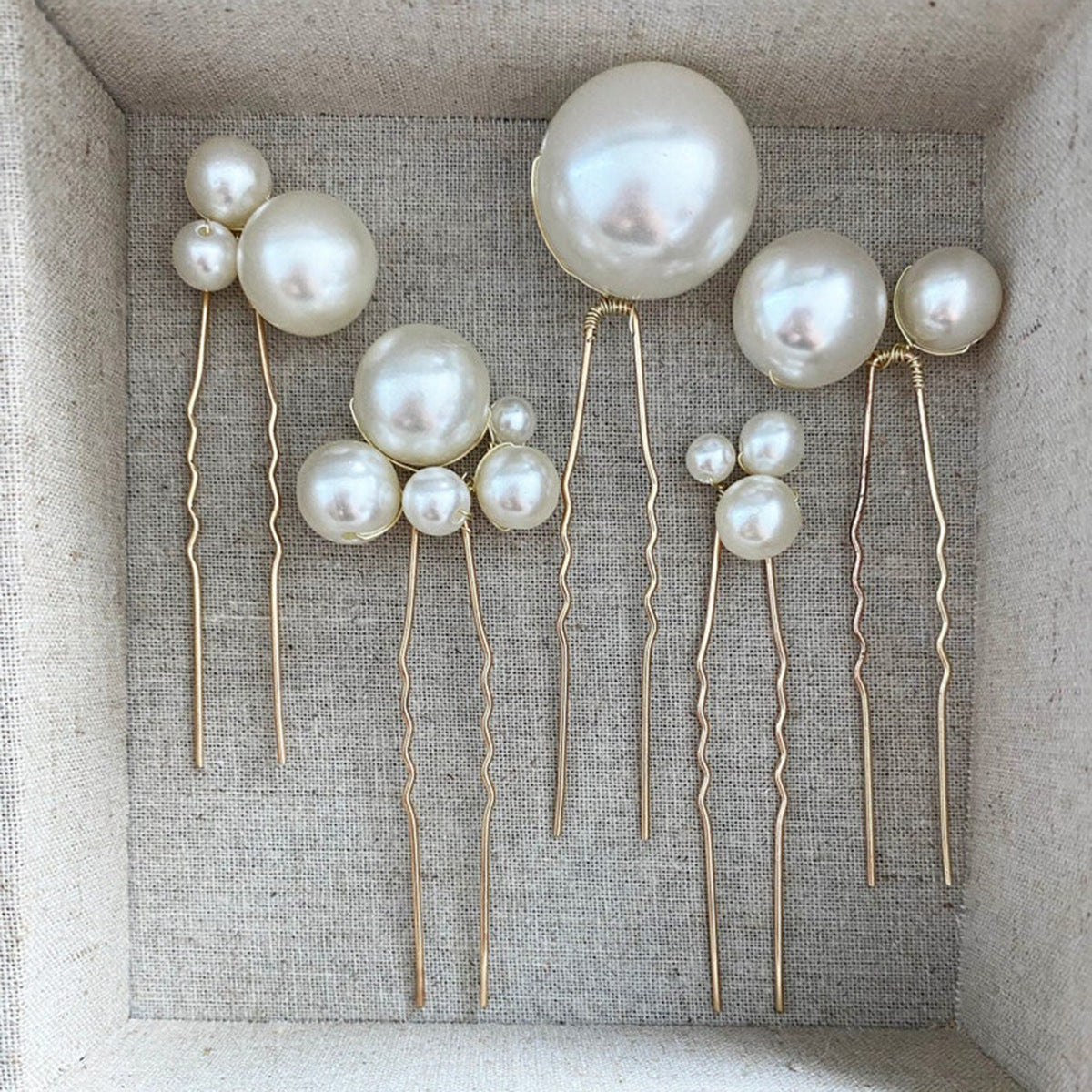 A Group Of 5 High-bright Pearls U-shaped Hairpin Pins