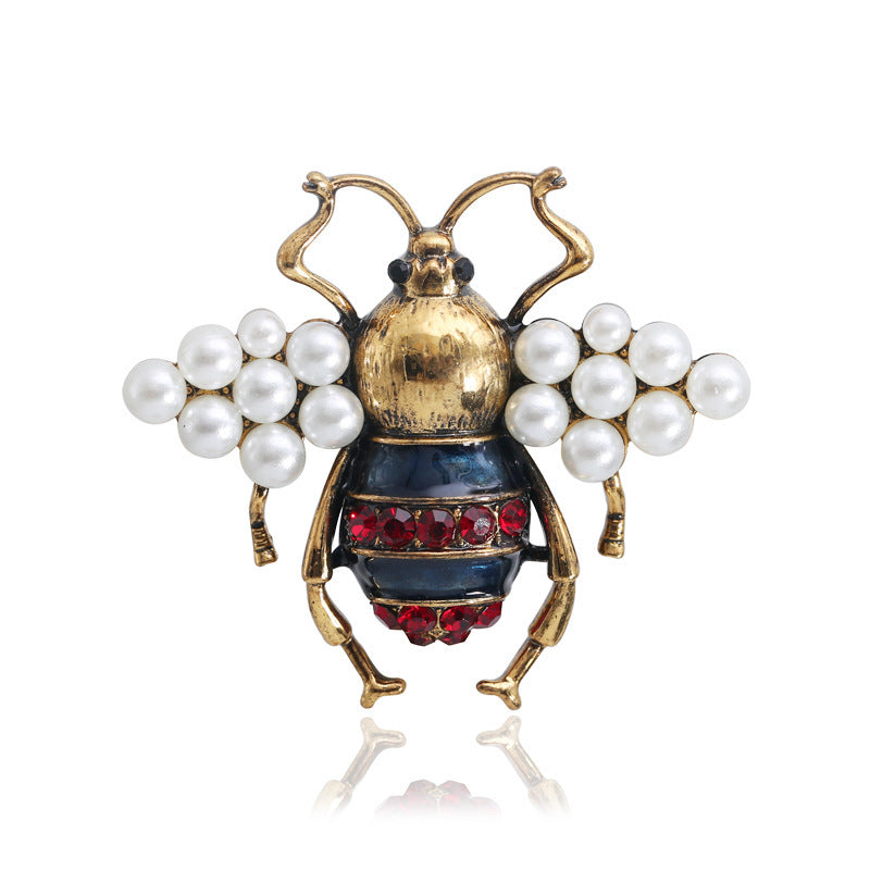 Lovely New Bee Brooch