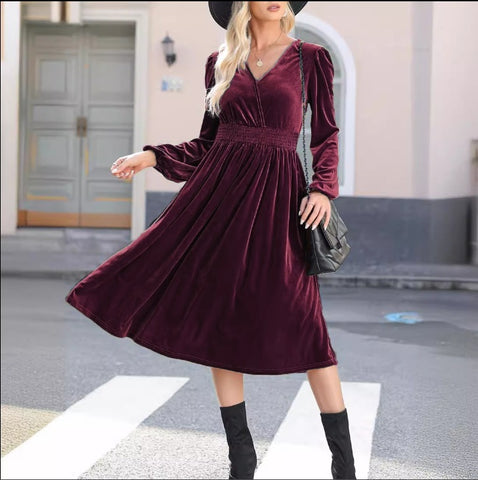 Robe à manches longues de couleur unie pour femmes