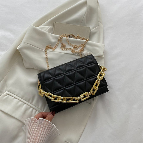 Solid Color Simple Chain Shoulder Bag - Fashionner