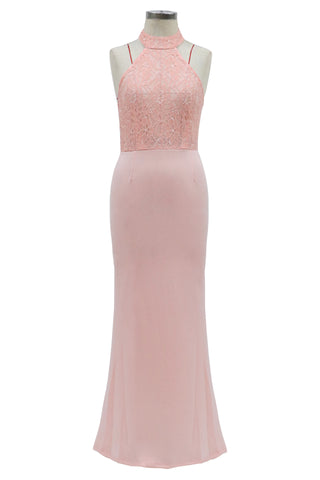 Robe de soirée sans manches en dentelle avec licol